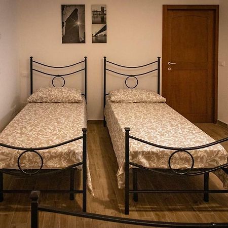 Apartmán Casa Concerie Quattro Sulmona Exteriér fotografie